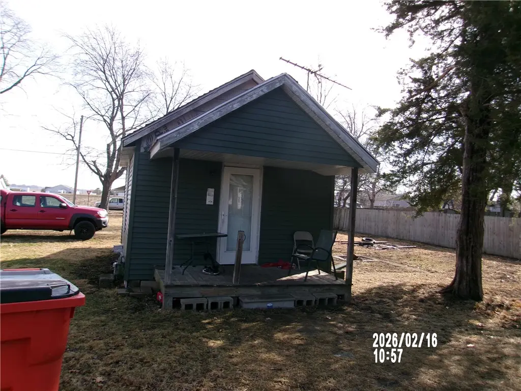 221 12th Street, Charleston, IL 61920 - #1