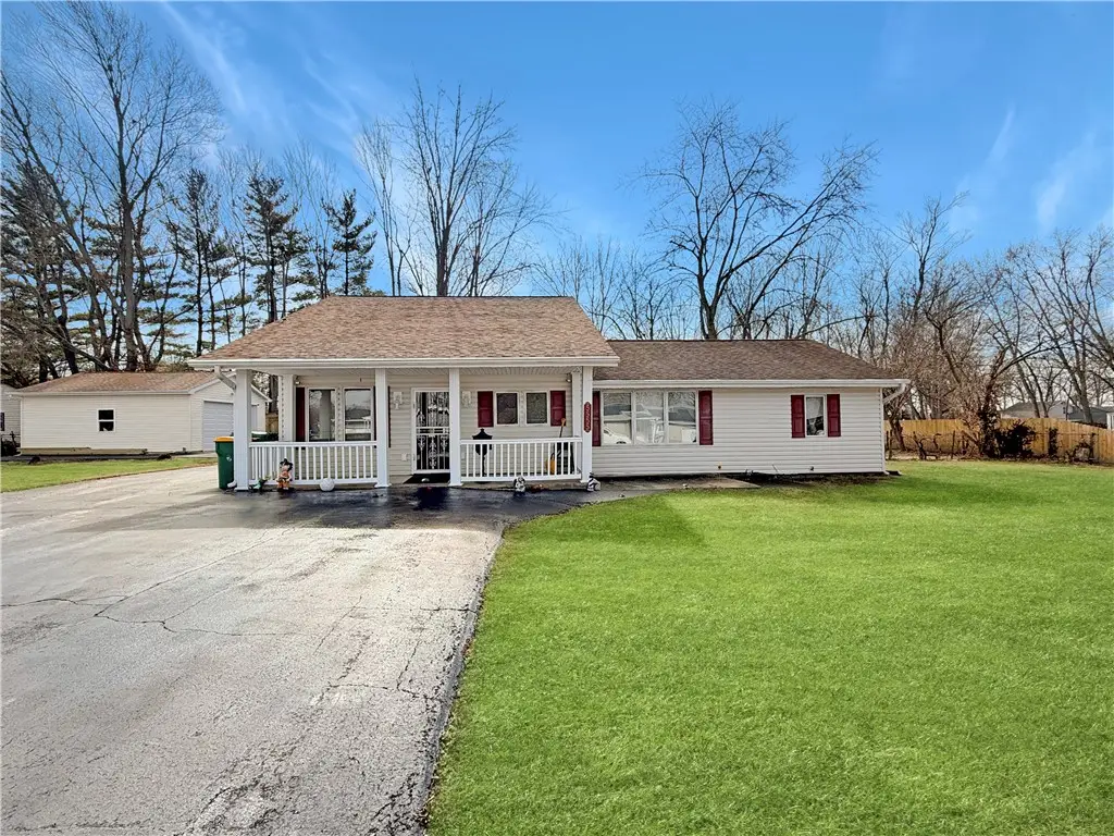 5555 Thrush Avenue, Decatur, IL 62521 - #1