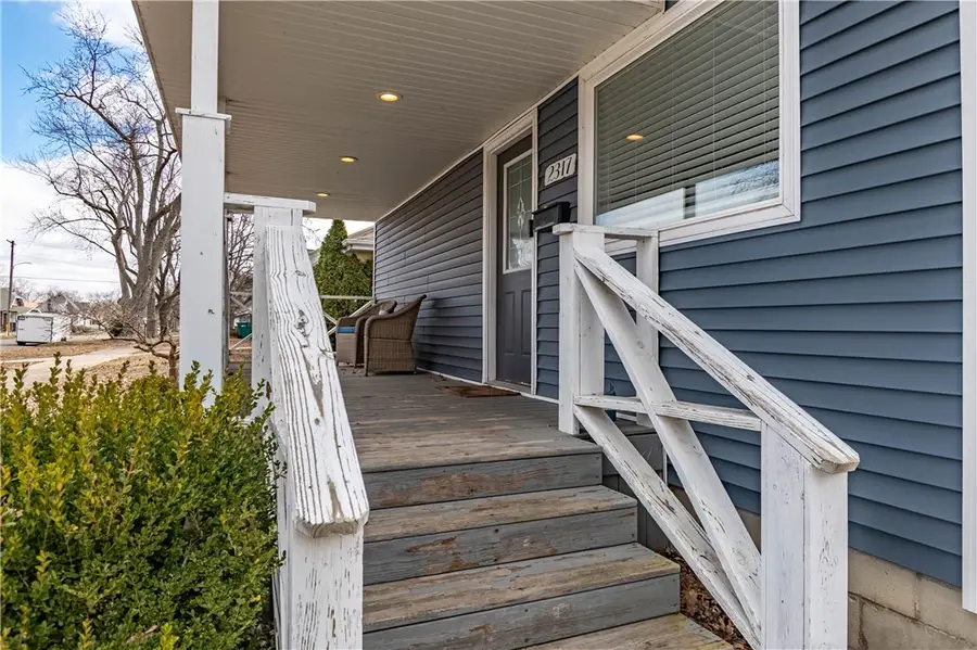 2317 Shelby Avenue, Mattoon, IL 61938 - #2