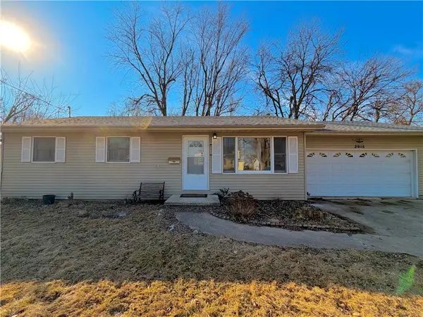 2915 N 25th Street, Decatur, IL 62526