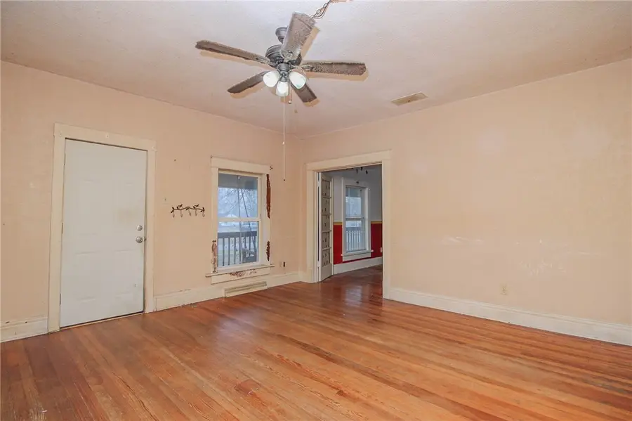 1800 Piatt Avenue, Mattoon, IL 61938 - #3