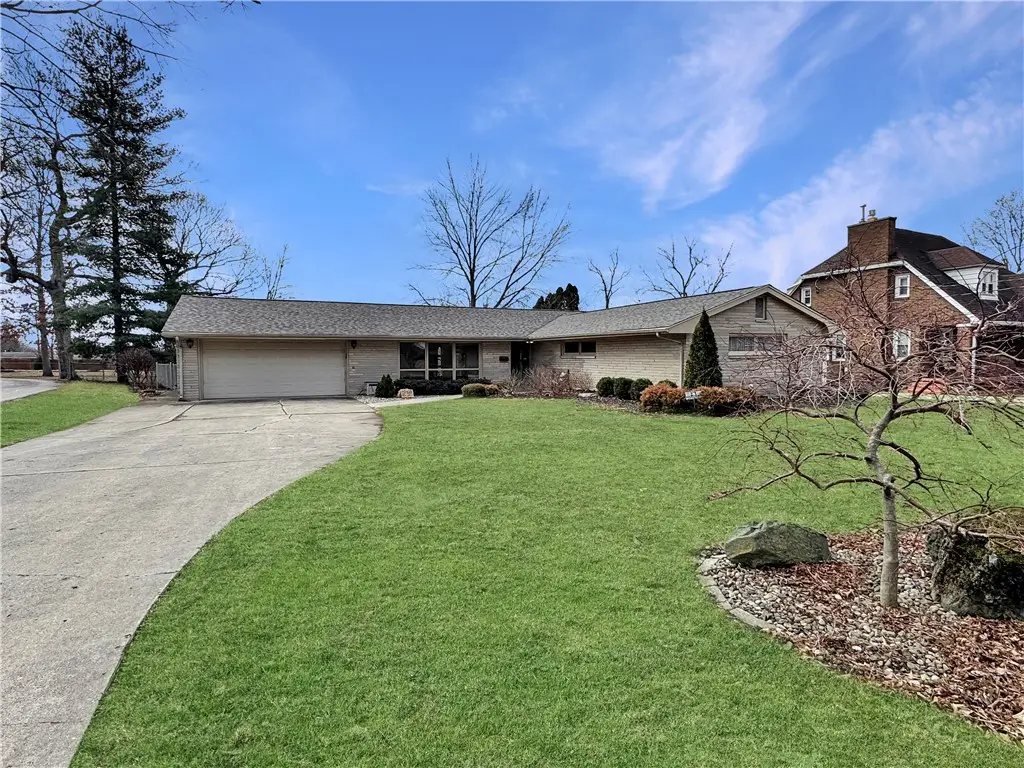 3433 Western Avenue, Mattoon, IL 61938 - #1