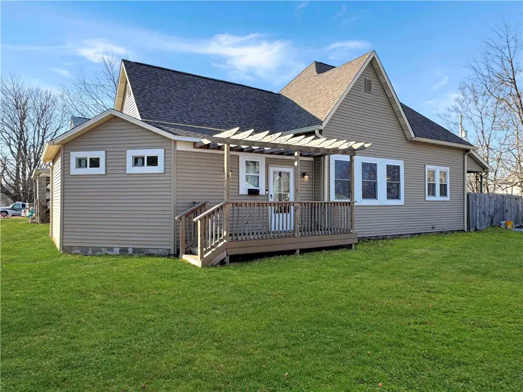 2800 Shelby Avenue, Mattoon, IL 61938 - #1