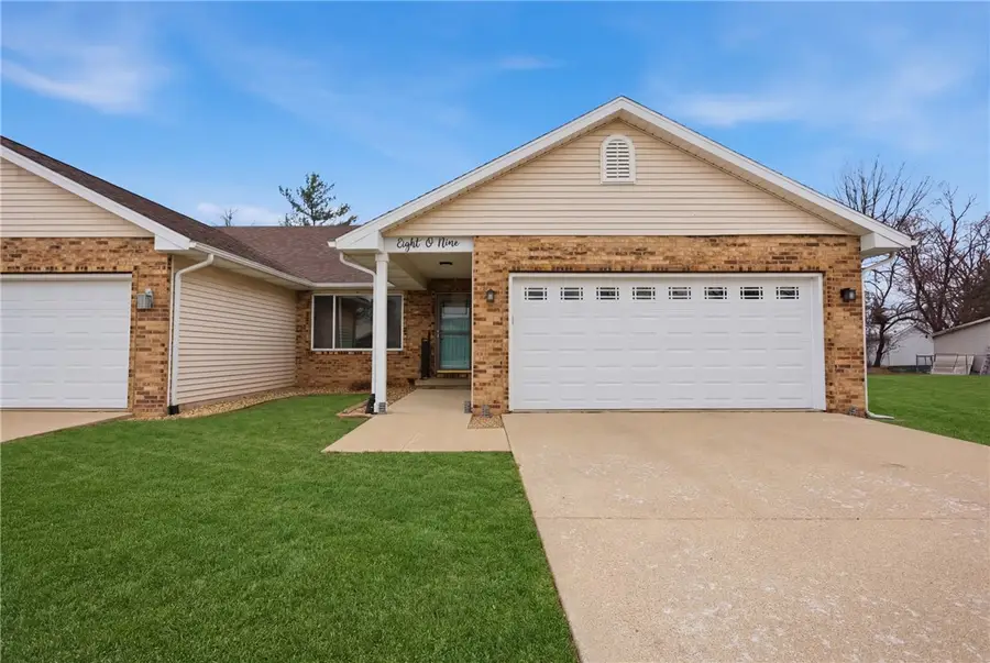 809 Westchester Place, Charleston, IL 61920 - #2