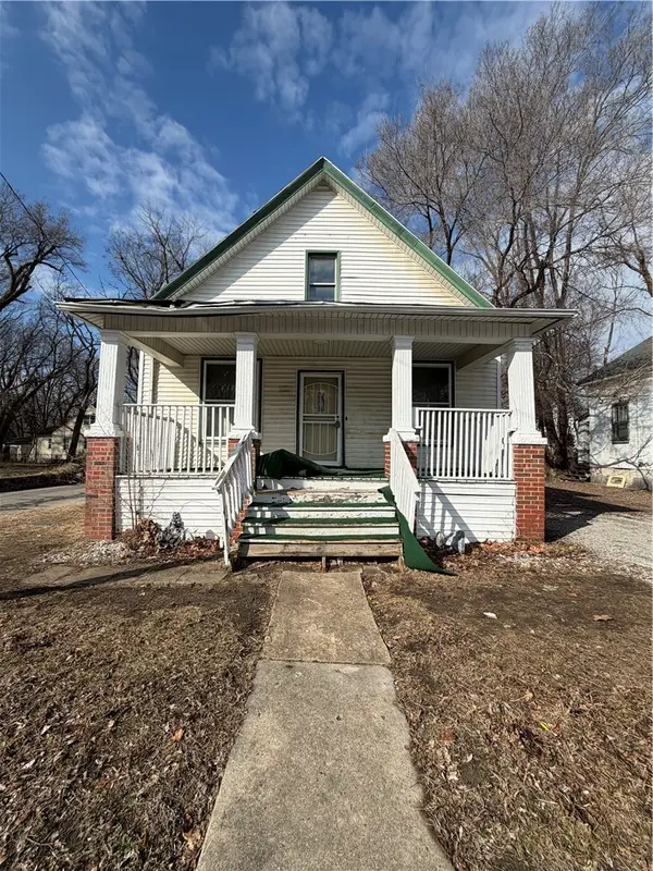 1045 N Monroe Street, Decatur, IL 62522