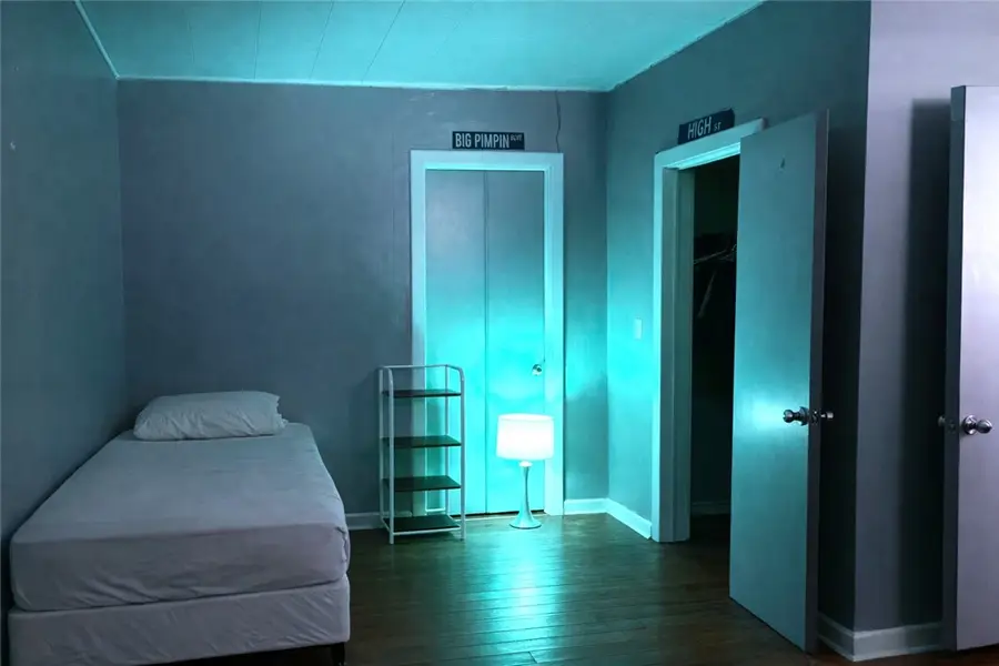 209 S Central Avenue, Casey, IL 62420 - #3