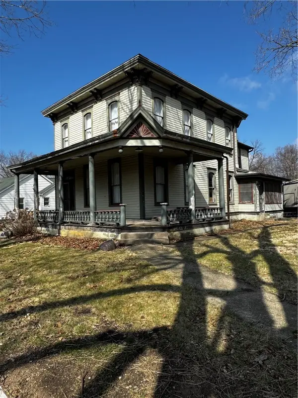 401 W 4th. Street, Delavan, IL 61734