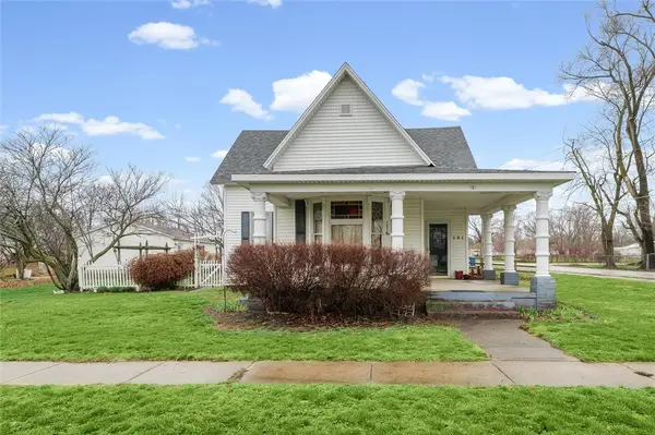 101 S Vermilion Street, Indianola, IL 61850