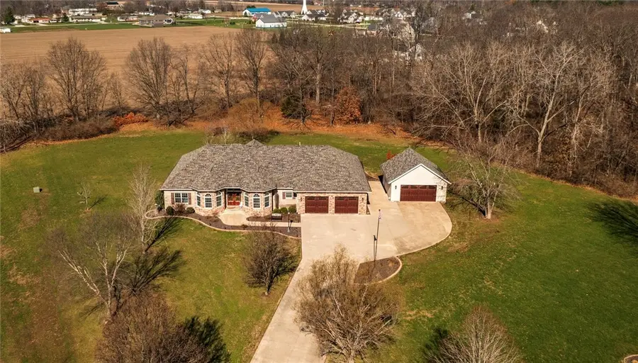 14807 N Meadowbrook Court, Effingham, IL 62401 - #2