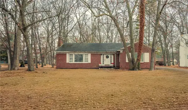 805 N Keller Drive, Effingham, IL 62401