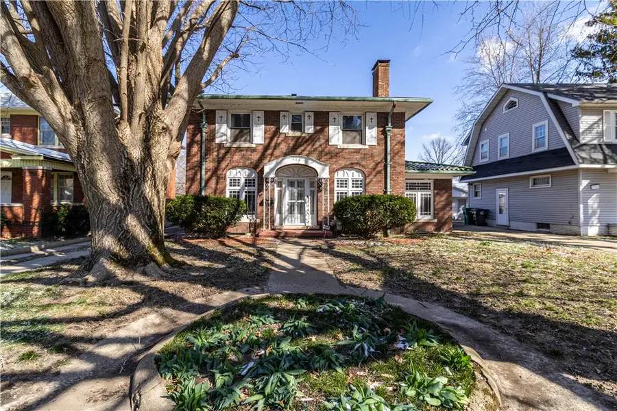 966 E Cantrell Street, Decatur, IL 62521 - #2