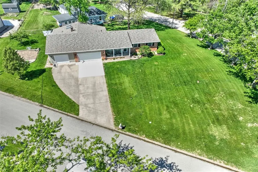 1345 Brierwood Drive, Mount Zion, IL 62549 - #3