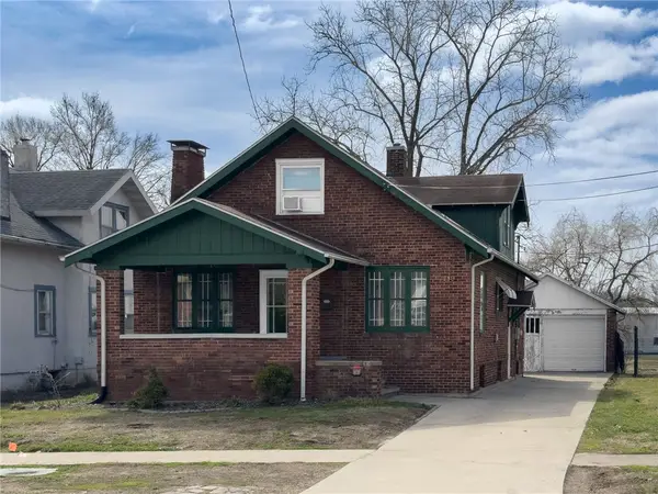 719 E Jefferson Avenue, Effingham, IL 62401