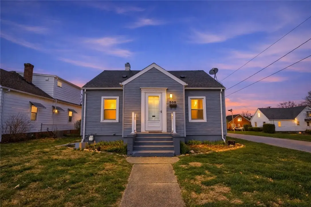 508 E Saint Louis Avenue, Effingham, IL 62401 - #1