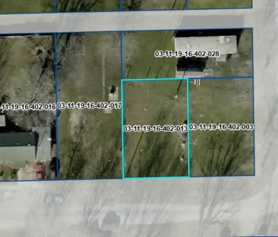 202 W Madison Avenue, Casey, IL 62420 - #2