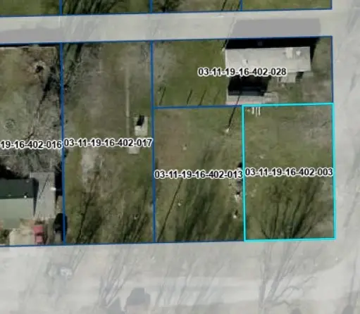 307 SW 2nd Street, Casey, IL 62420