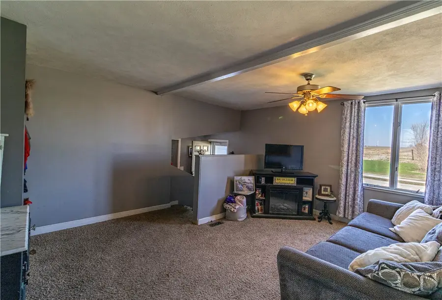 11823 Glasgow Road, Warrensburg, IL 62573 - #3