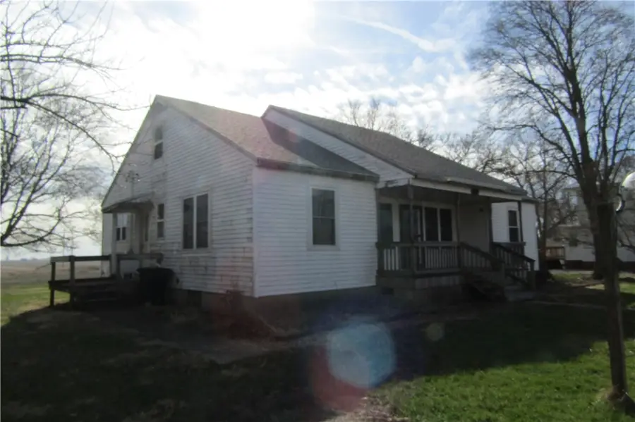 41681 Main Street, East Lynn, IL 60932 - #3