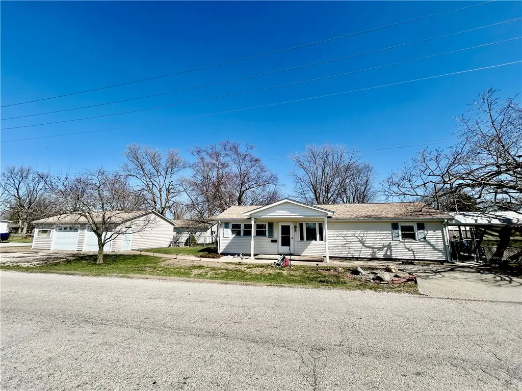 1704 S Jefferson Street, Paris, IL 61944 - #1