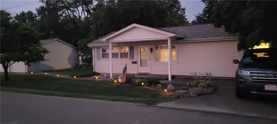 1704 S Jefferson Street, Paris, IL 61944 - #2