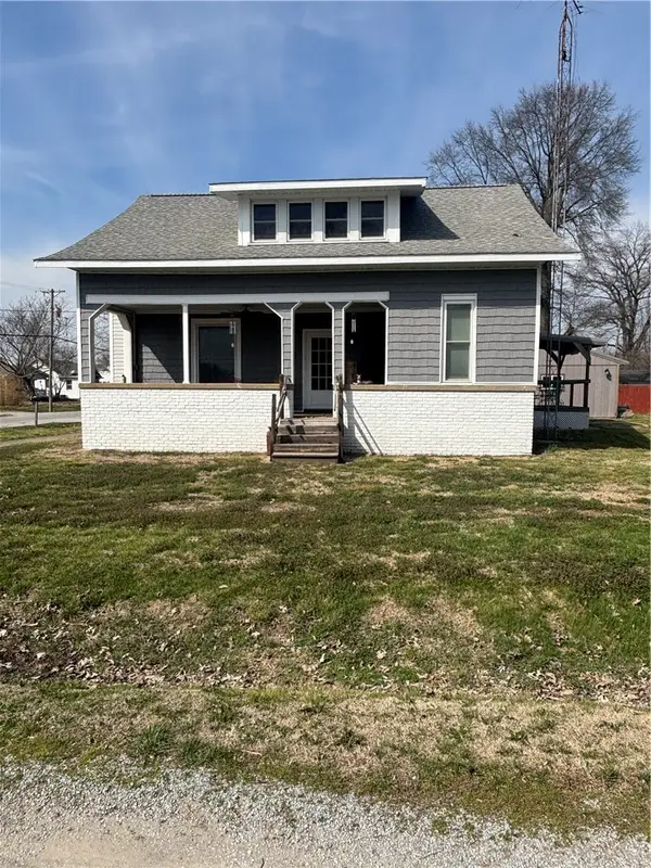 101 Madison Street, Toledo, IL 62468