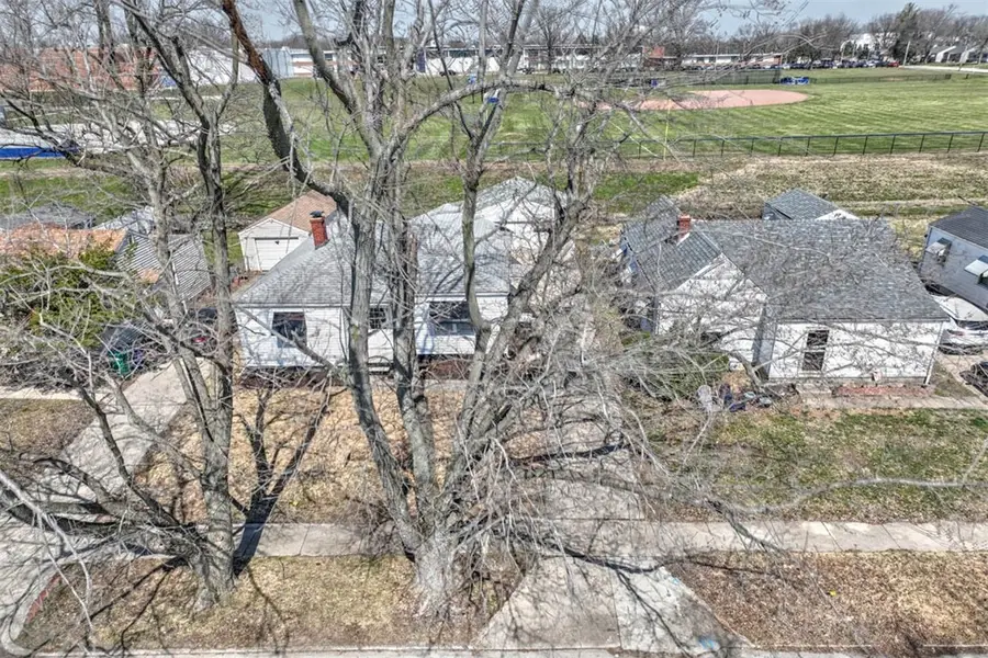 1368 W Marietta Street, Decatur, IL 62522 - #2