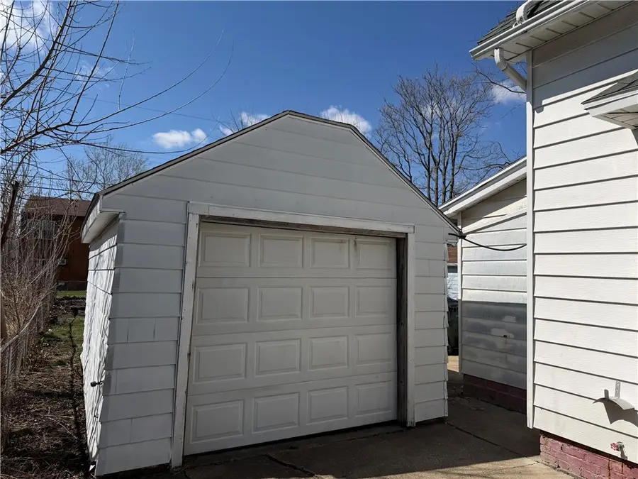 114 Cronkhite Avenue, Danville, IL 61832 - #3