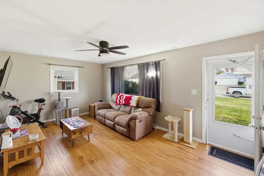 455 N 33rd Street, Decatur, IL 62521 - #3