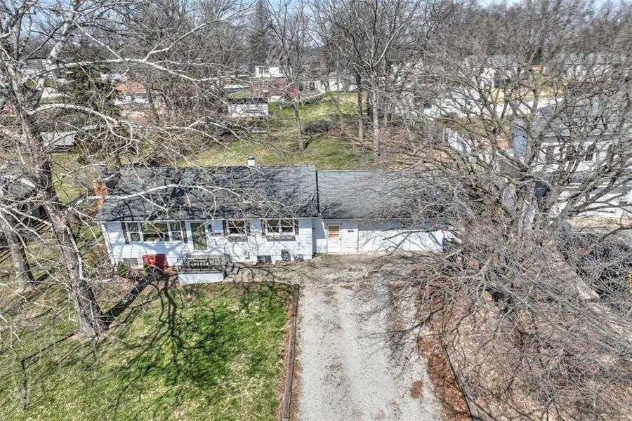 4000 Bayview Drive, Decatur, IL 62521 - #2