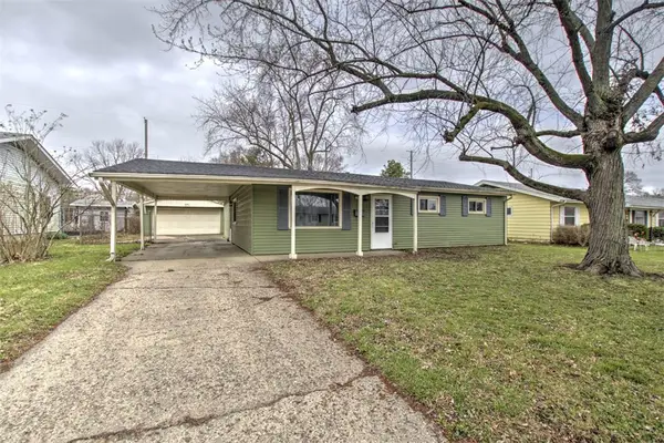 3931 Newcastle Drive, Decatur, IL 62526