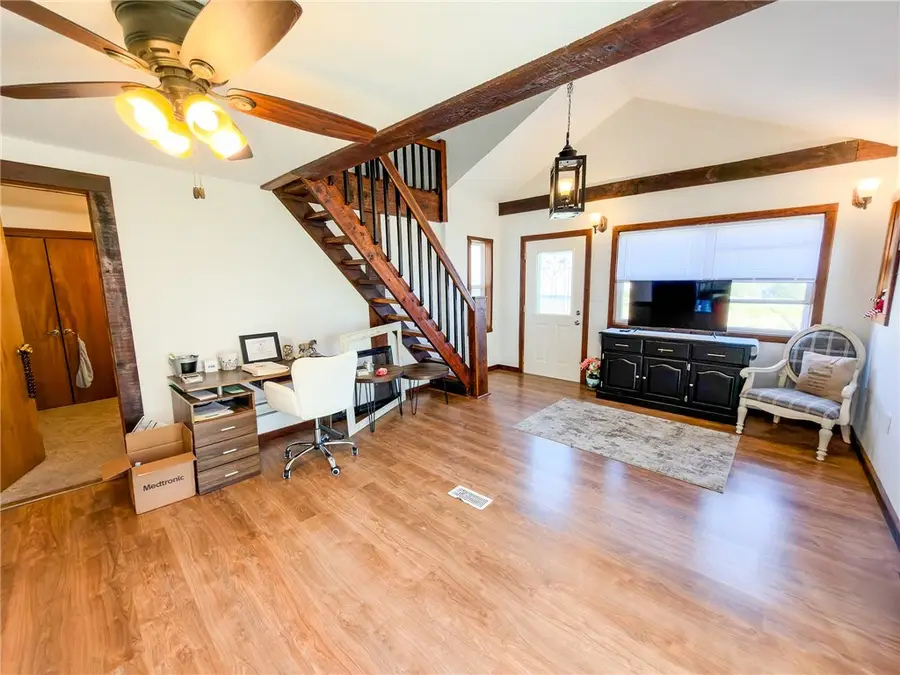 207 N Jackson Street, Newton, IL 62448 - #3