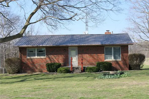 1857 E 750 North Road, Shelbyville, IL 62565