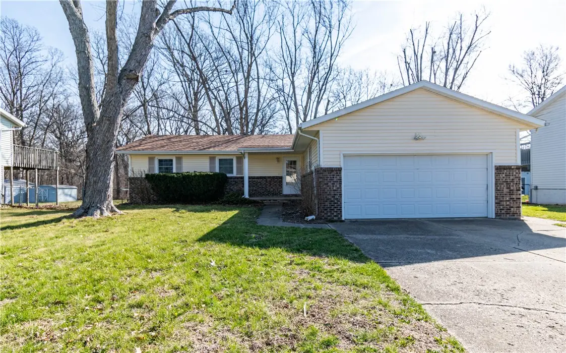 850 Kirk Drive, Mount Zion, IL 62549 - #1