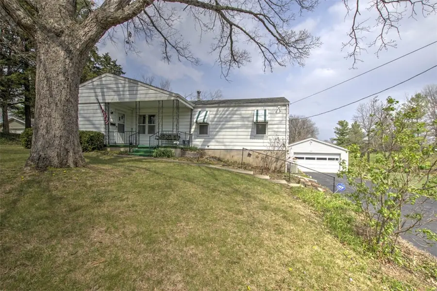 3720 E Lake Shore Drive, Decatur, IL 62521 - #2