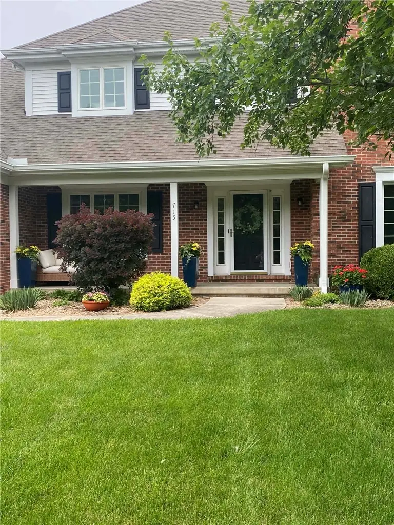 715 W Coolidge Avenue, Charleston, IL 61920 - #3