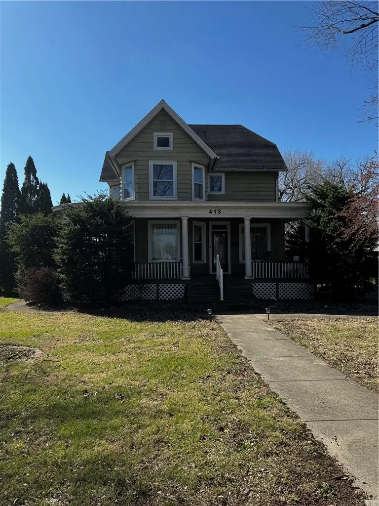 413 8th Street, Lincoln, IL 62656 - #1