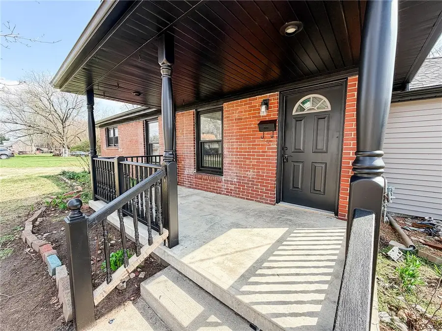 507 E Market Street, Palestine, IL 62451 - #3