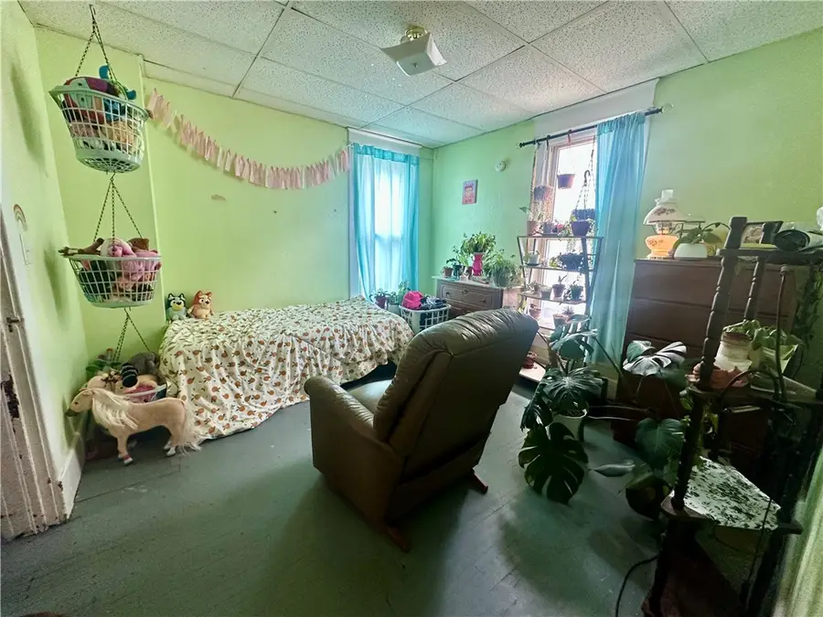 912 N Main Street, Paris, IL 61944 - #2