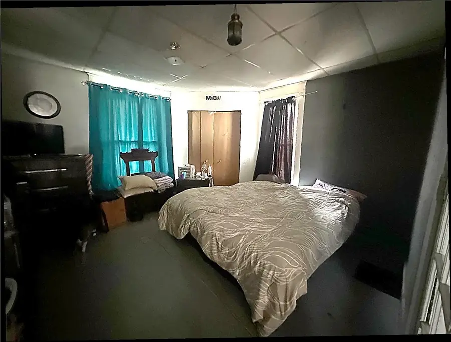 912 N Main Street, Paris, IL 61944 - #3