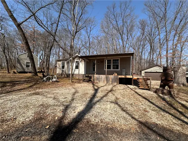 5 Killerdeer Lane, Tower Hill, IL 62571