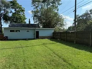 617 W Washington Street, Paris, IL 61944 - #3