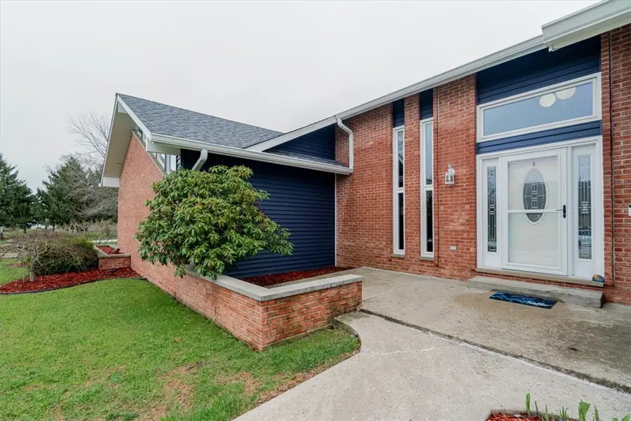 723 Stevens Creek Boulevard, Forsyth, IL 62535 - #2