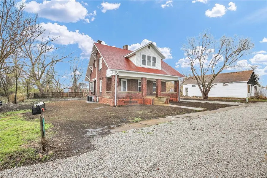 18051 North Street, Charleston, IL 61920 - #3