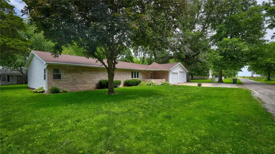 7990 W Third Street, Harristown, IL 62537 - #3