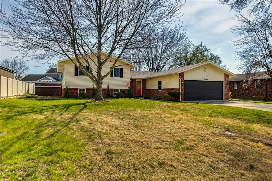 1006 Cardinal Drive, Effingham, IL 62401 - #2