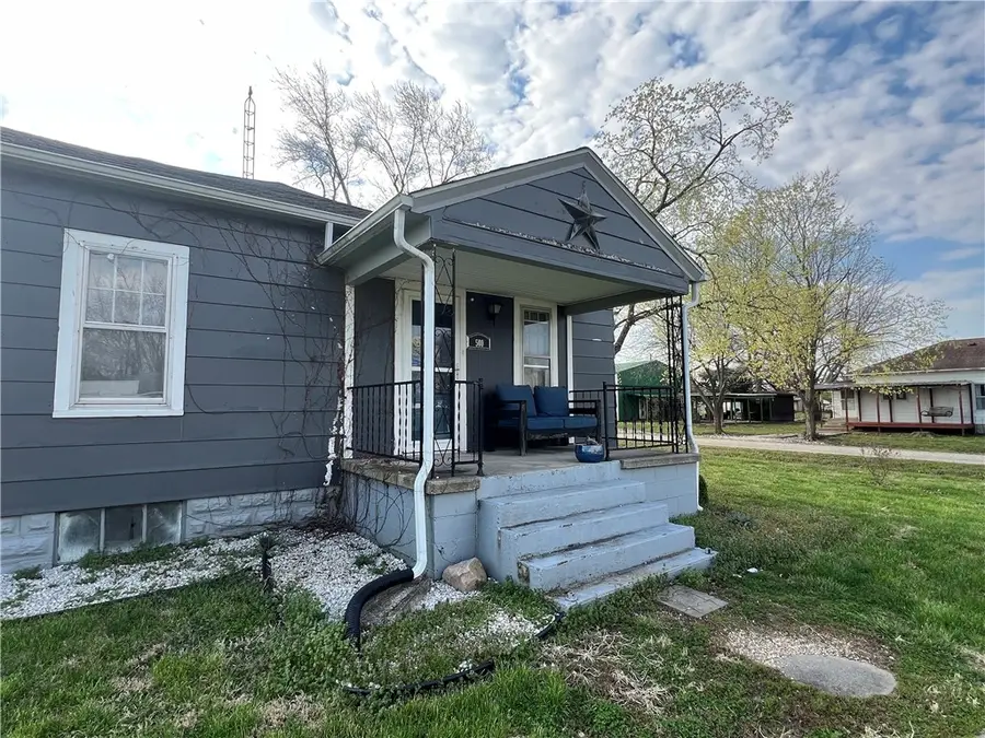 500 Hickory Street, Edgewood, IL 62426 - #2
