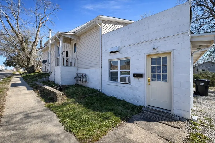 802 Van Buren Avenue, Charleston, IL 61920 - #3