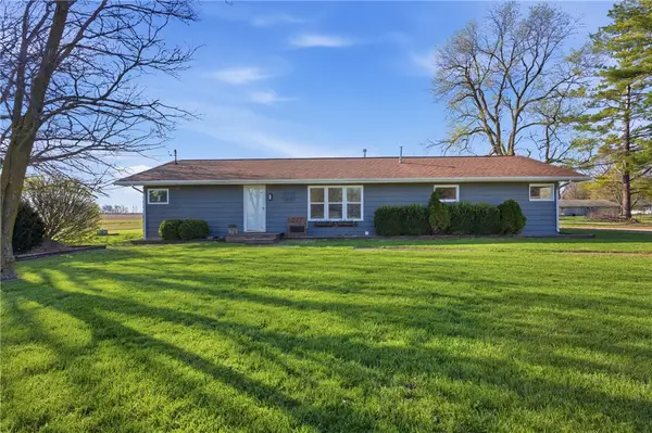 211 Ashmore Street, Ashmore, IL 61912