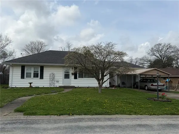 1013 N Central Avenue, Paris, IL 61944