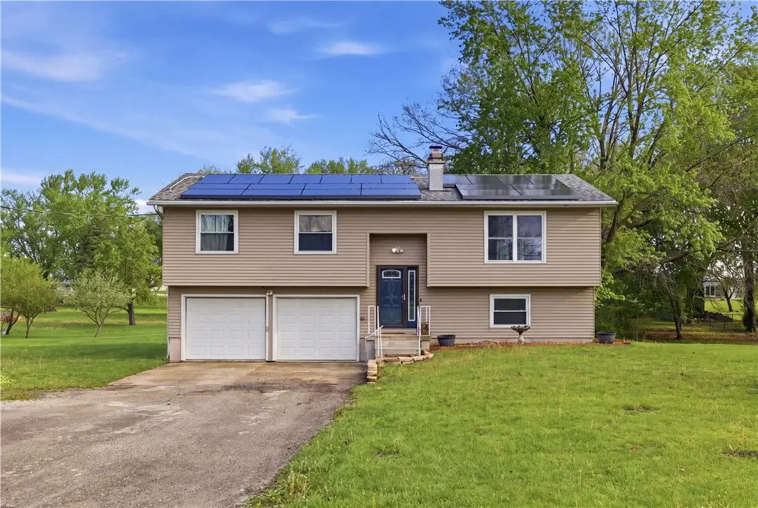 312 W Hickory Point Road, Forsyth, IL 62535 - #1